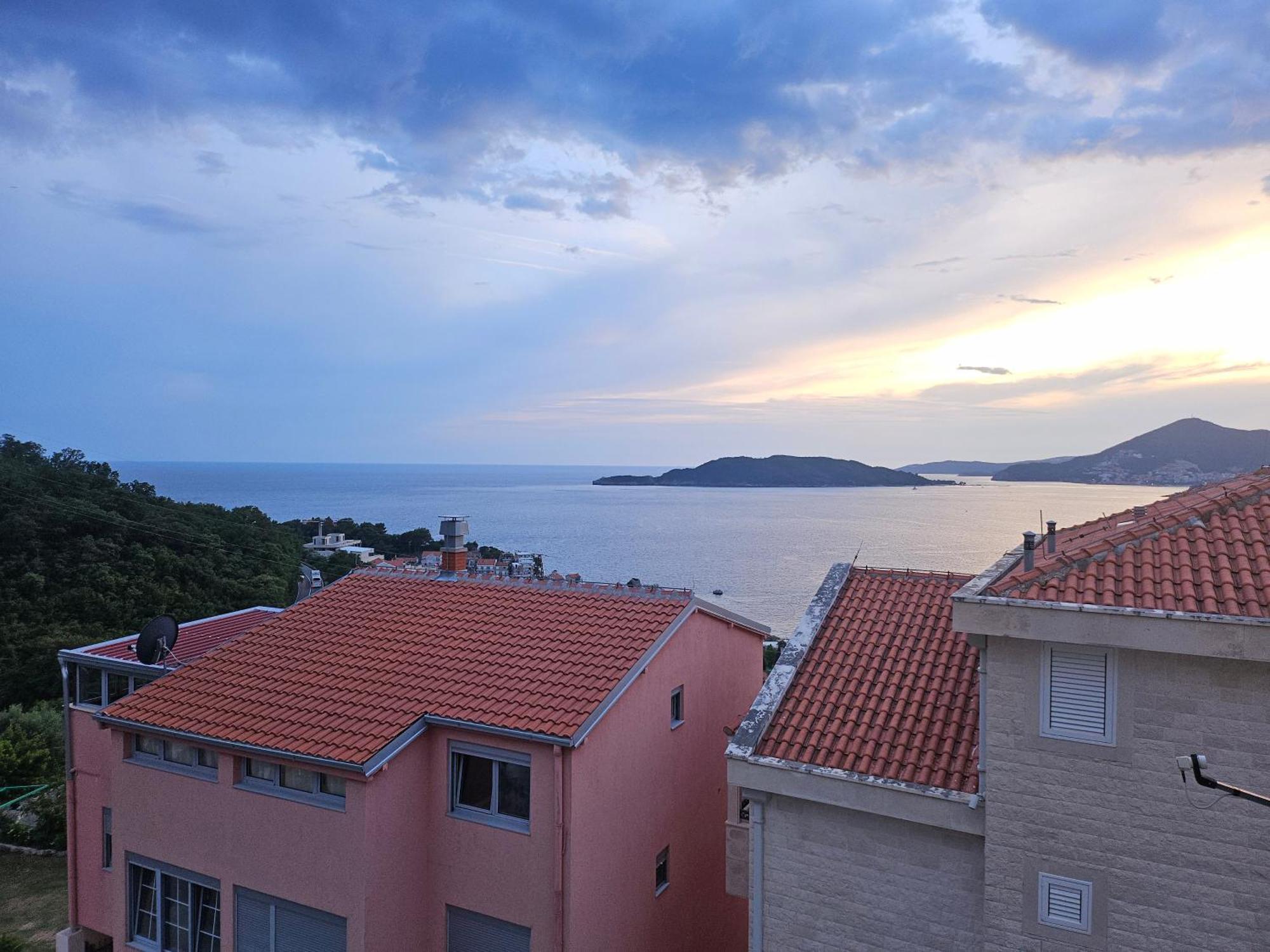 Apartment Panorama Milocer